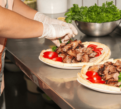 Pourquoi s’équiper d’une chaussure de cuisine ?