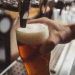 Bière périmée : peut-on encore la consommer ? bière périmée