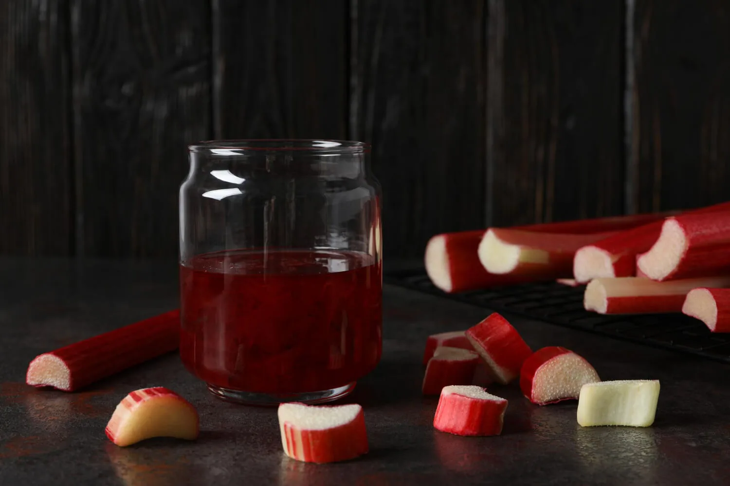 Vin de rhubarbe