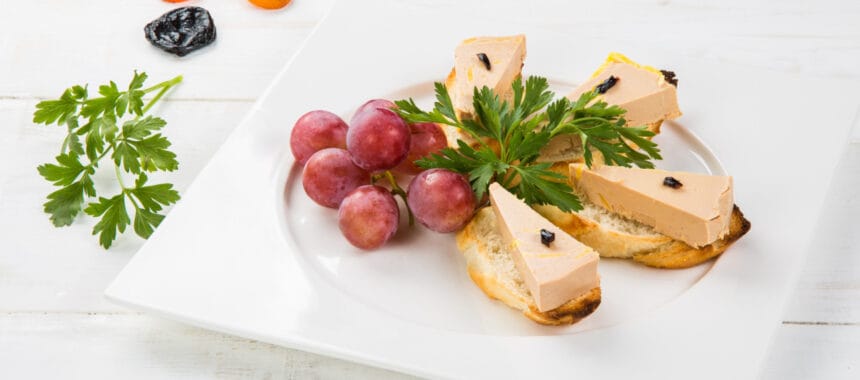 Foie gras : comment composer une assiette élégante et équilibrée ?